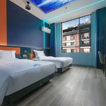 Jing'an Shangting Cinema Hotel (Fengqing Bus Terminal)