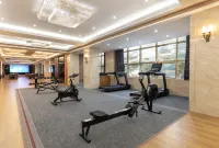 HUAYI Hotel (Shenzhen North Railway Station)