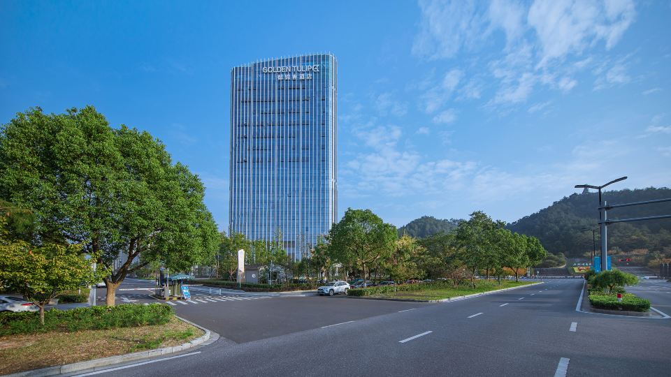 Golden Tulip Anji Huzhou