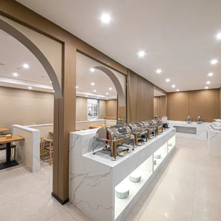 Kerry Manxin Hotel