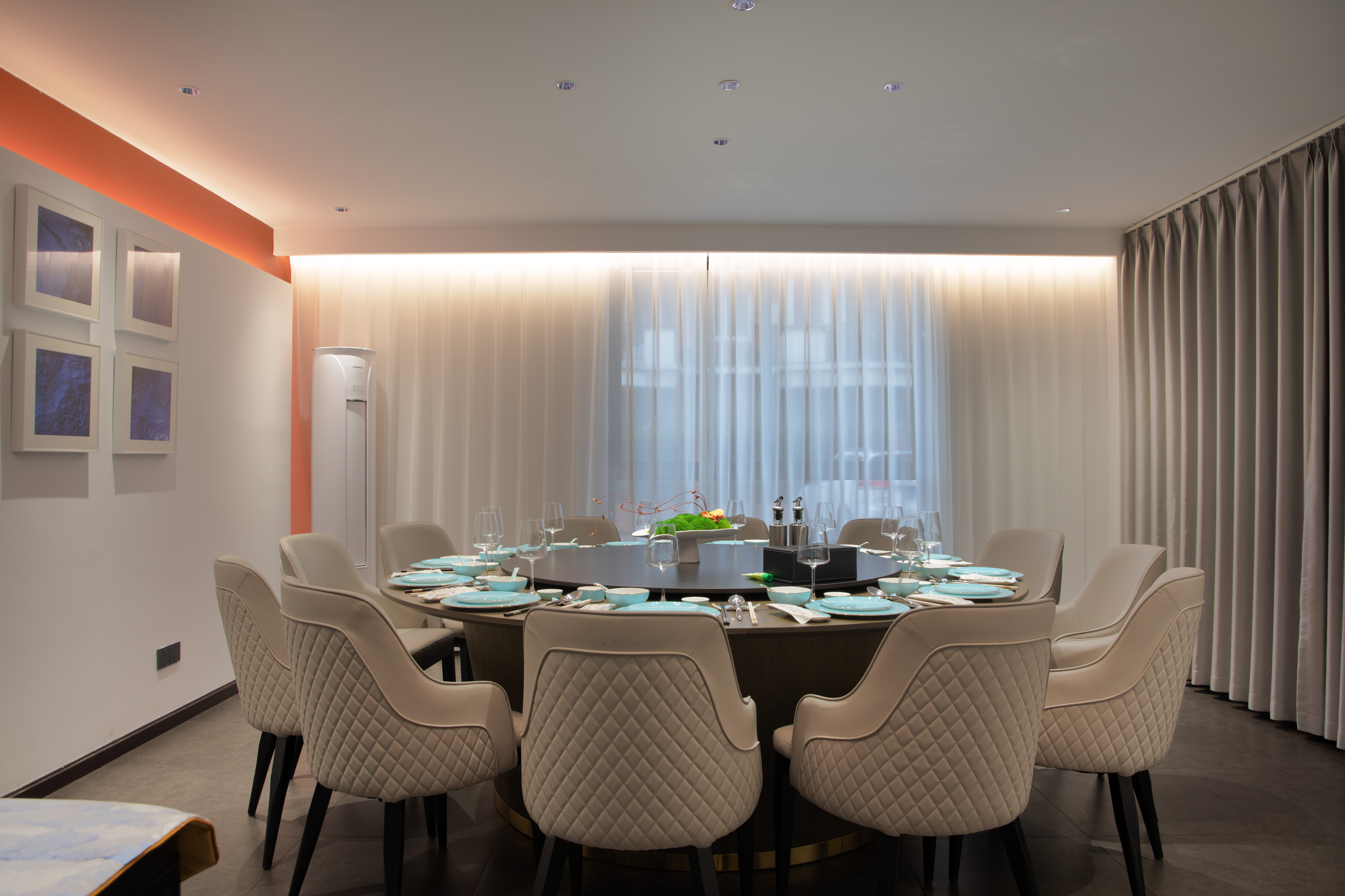 MAISON NEW CENTURYOver view