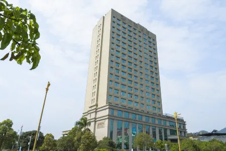Long Tai Hotel Отели в г. Венюань