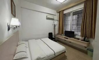 Red Ant Hotel