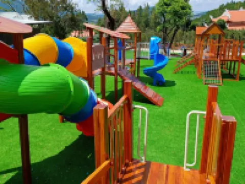 Rung Thong Nui Voi Villa & Resort 德重縣酒店