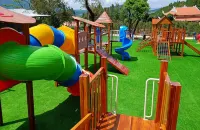 Rung Thong Nui Voi Villa & Resort Hotels in Duc Trong District