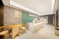 八號元素電競飯店（龍湖龍譽中心店）