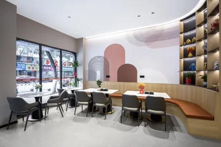 Pipi Hotel (Zhangzhou Feihong Road Children's Hospital) Отели рядом со станцией Chenzhou Railway Station