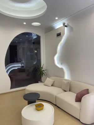 Dali  Yunqi  Homestay - غرفة مطلة على الجبل