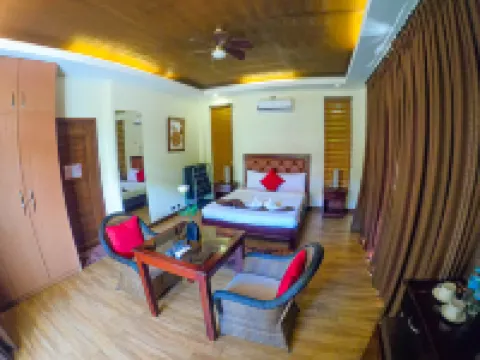 The Zen Villas Resort โรงแรมในลิปา