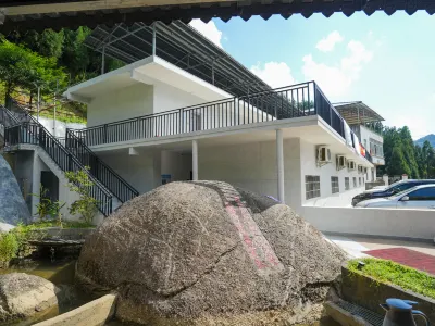 Gaozhou Xianren Cave Xianren Pavilion Resort Boutique Villa Hotels near Gaozhou Xianren Cave Scenic Area