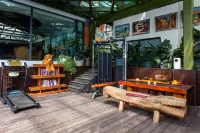 Lijiang LiuLigong 360 degrees Hot Spring Hotel - Gym