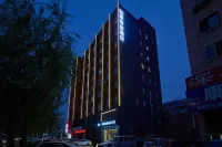Homeinn Selected Hotel (Huanghe Road Wanda Plaza) Hotels in der Nähe von Chaoyang New Hope Technician College