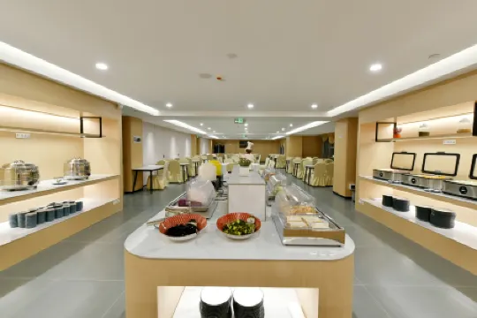 Bolin Hotel Beihai (Beibu Bay Plaza Branch)
