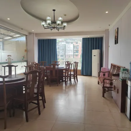 Xishui Golden Bay Hotel