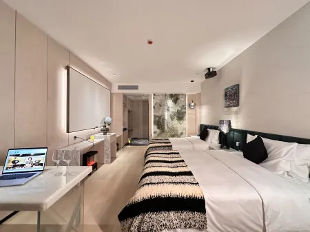 Mozhu Garden Hotel (Sihe Subway Station) Отели рядом с достопримечательностью «Singapore-Sichuan Hi-Tech Innovation Park»