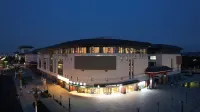 โรงแรมซานา โฮเทลล์ (สถานีรถไฟความเร็วสูงหลงเหมิน ลั่วหยาง) - ที่มีที่จอดรถ