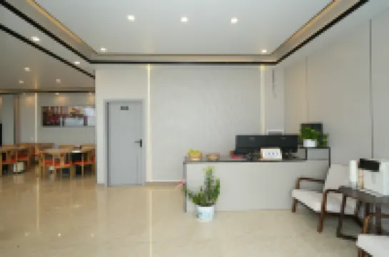 梅里悦居民宿（飛来寺梅里雪山景区）