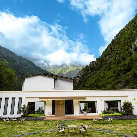Huanxi Zero Kilometer Homestay (Lixiaolu Bipenggou)