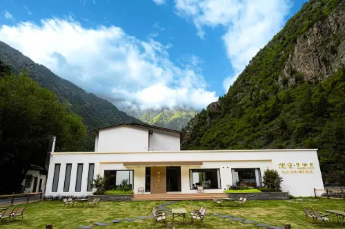 Huanxi Zero Kilometer Homestay (Lixiaolu Bipenggou)