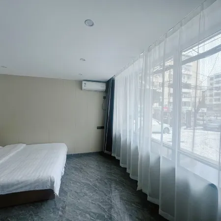 Xinyu Business Hotel