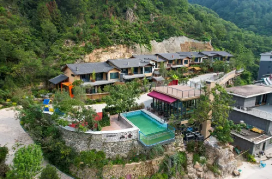 Mountain House | Vacation Apartment (Zhongnan Mountain Village)