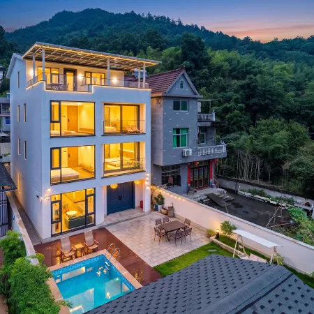 Under Shiziling · Liubai Homestay (OMG Heartbeat Paradise)