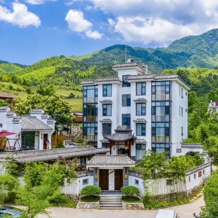 Fengyin Sanqiu Hostel