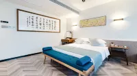 Floral Hotel· Mount Taishan Yijia Homestay Hotel a Beijing-Shanghai Express Railway Tai'An Station Area
