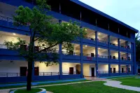 Yingxi Tangquan Resort - 2 Yıldız
