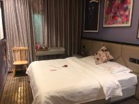 久逅空谷幽兰酒店(宁波奉化银泰城店) - 因爱畅想主题房