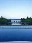Shanshui Shiji Holiday Hotel - Inns