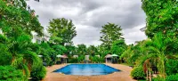 Glorious Hotel & Spa - Pools