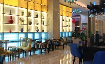 Guangzhou Headquarters International Hotel (Science Town Science Plaza Xiangang Subway Station)