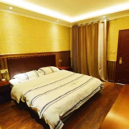 Erma Xiaozhai Hotel