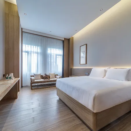 Jiangyou Mianzhou Shadow Moon Hotel