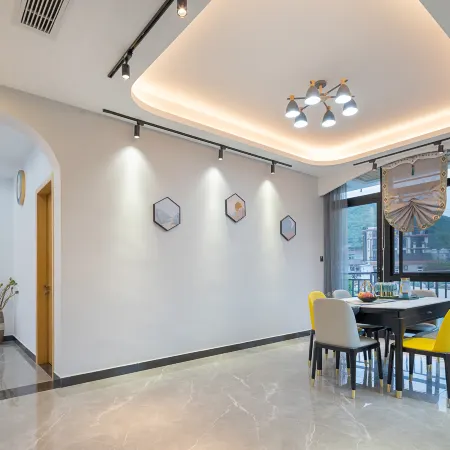 Floral Hotel· Shengsi hotel (South Changtu Beach Shop)