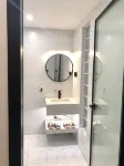 Hole Hotel - 2-Star