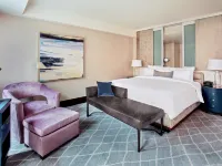 InterContinental Hotels BOSTON by IHG Отели рядом с достопримечательностью «Таможня»