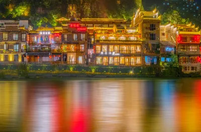 Riverside courtyard of Luan Xiyin mountain, Zhenyuan