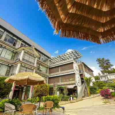 Eryuan Huoyanshan Hot Spring Resort Hotel Exterior