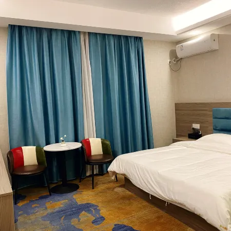 Shunhuage Hotel (Guilin University of Electronic Science and Technology Huajiang Campus Shop)