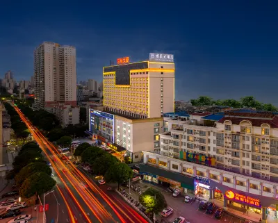 Nanning Junhao Hotel (Qingxiu Wanda Jinhu Square Subway Station) Hotel di Nanning