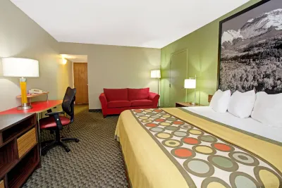 Super 8 by Wyndham Wheatridge/Denver West Hotels in Arvada
