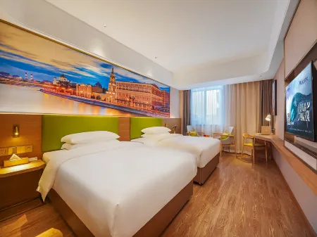 Vienna 3 Best Hotel (Chengdu Qingbaijiang Tonghua Avenue) Отели рядом с достопримечательностью «Sichuan Construction Department Televison University Branch (Junior College)»