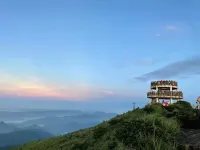 Tonggu Peak Hotel - غرفة مطلة على الجبل