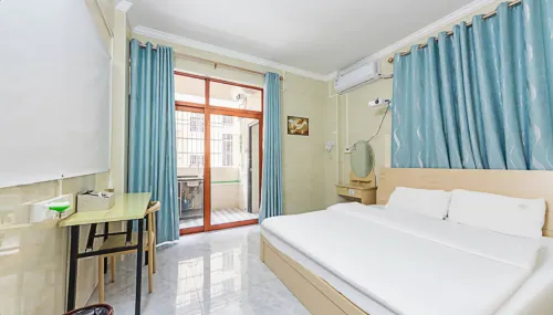 Maoming Extraordinary Apartment