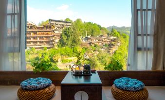 Wangcun Caotang Inn (Furong Town Waterfall)