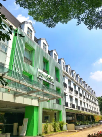 โรงแรมโปเมโลเทลปัตราคูนิงกันจาการ์ตา โรงแรมใกล้สถานทูตเลบานอน