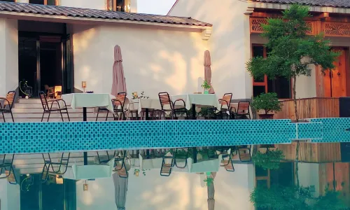 Lijiang Yefu Shanshui Se Ha~ Parent-child Holiday Pool Homestay