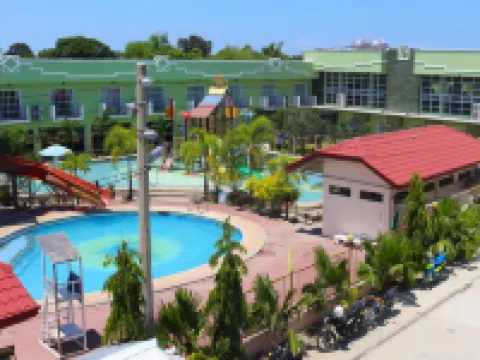 Marand Family Resort Hotéis em Bauang